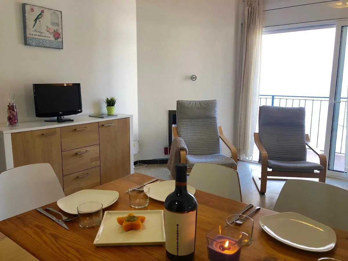 Apartamentos Aquarium. 150 Metros Playa. Rosas