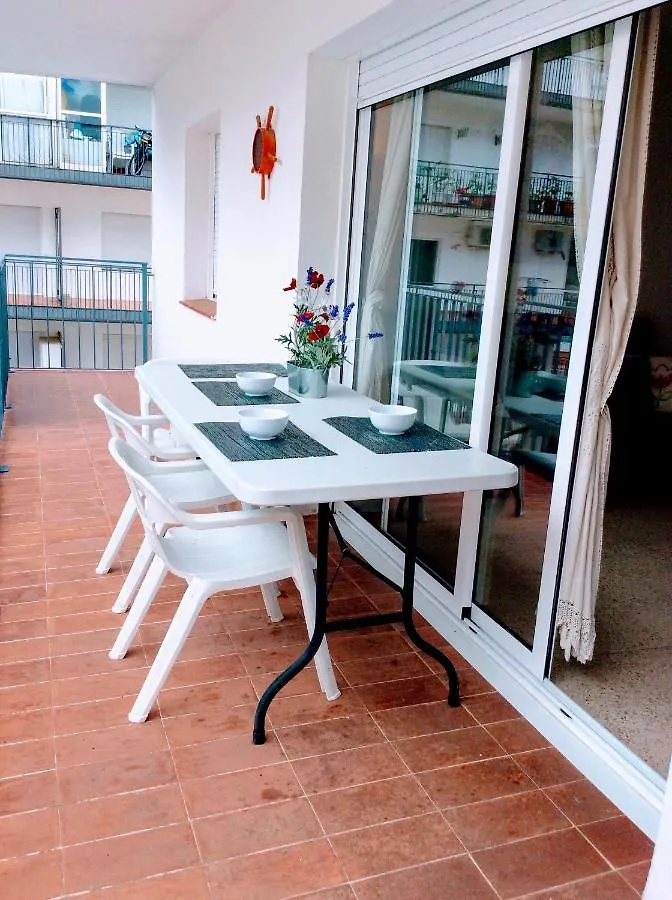 Lägenhet Apartamentos Aquarium. 150 Metros Playa. Rosas