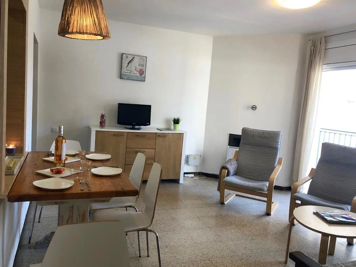 Apartamentos Aquarium. 150 Metros Playa. Roses Hiszpania