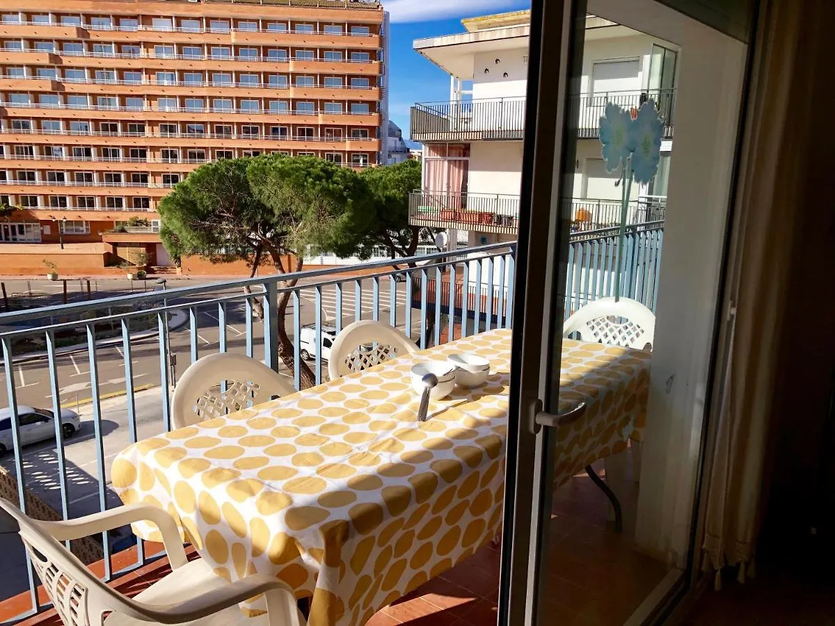 Apartamentos Aquarium. 150 Metros Playa. Roses 0*,